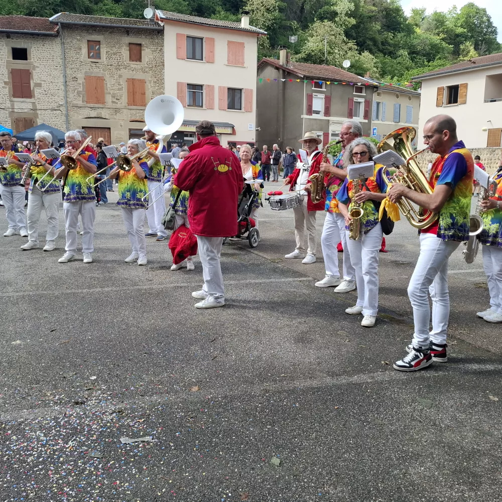 La banda sur la place